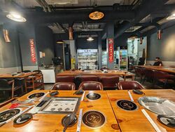 Sims Avenue (D14), Retail #454261751